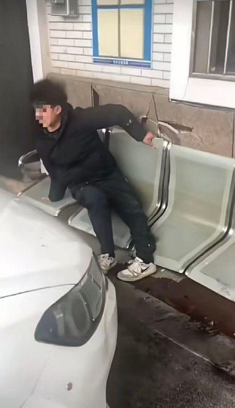 湖南 疑似 #教练车 #车祸 #事故 ...教练也不是好当的，面对的全是马路杀手！湖南 疑似 #教练车 #车祸 #事故 ...教练也不是好当的，面对的全是马路杀手！