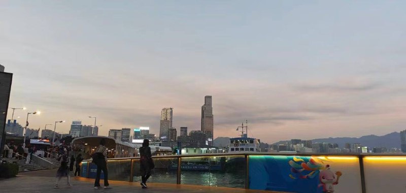 香港大埔宏福苑发生五级火警 已致至少 13 人死亡 15 人受伤香港大埔宏福苑发生五级火警 已致至少 13 人死亡 15 人受伤