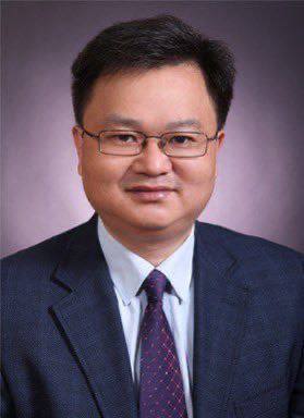 武汉大学 校长 张平文 表示他无权决定是否取消肖同学的处分，需要等待上级领导的安排