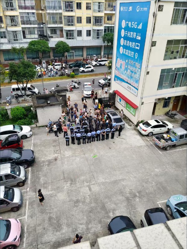 广西广电电缆事故致一名工人重伤，医院下达病危通知书后，家属前往广电公司维权，却遭到暴力压制