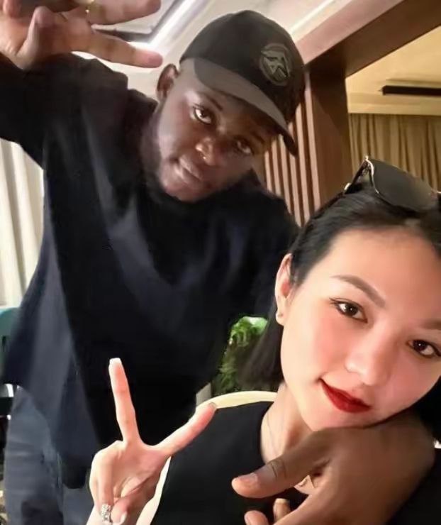 浙江00后女孩嫁给非洲黑人，彩礼28.8万，直言