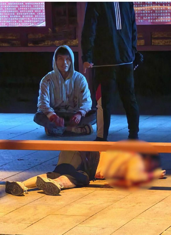 #南昌工学院南昌工学院一男生持刀捅刺女生