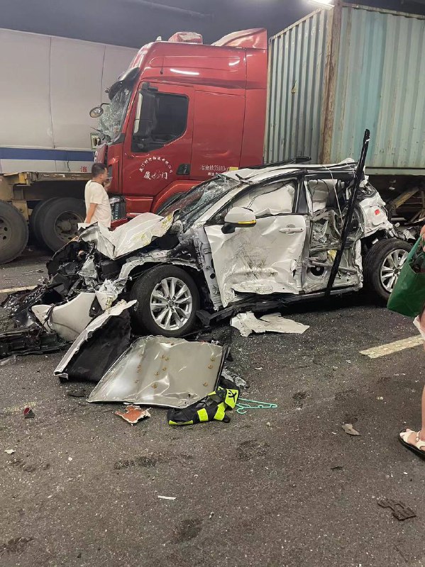 【浙江嘉兴发生一起交通事故 4人死亡】2024年6月29日6时27分许，浙江省嘉兴市南湖区大桥镇发生一起交通事故