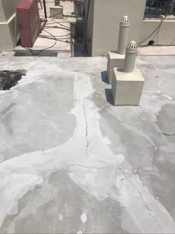 深特发——房地产行业笑柄