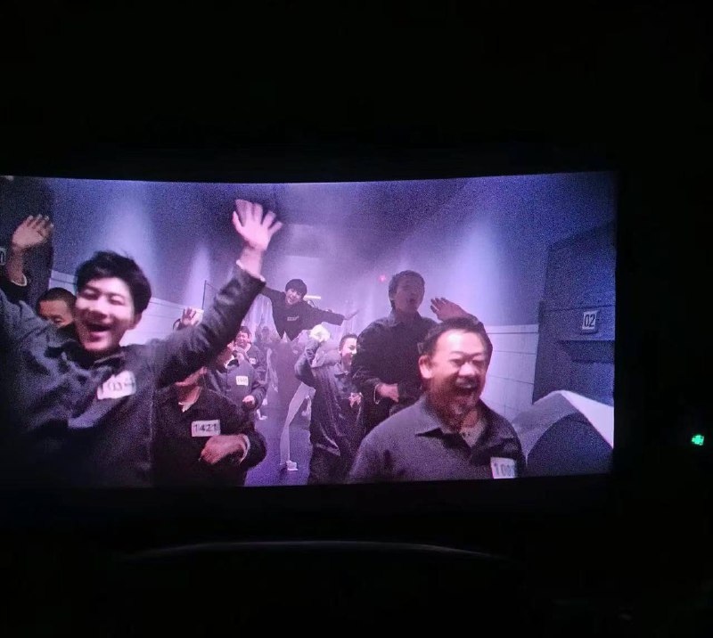 9月18日 电影 731 上映，导演 赵林山 被网友“亲切”问候了祖宗十八代！9月18日 电影 731 上映，导演 赵林山 被网友“亲切”问候了祖宗十八代！