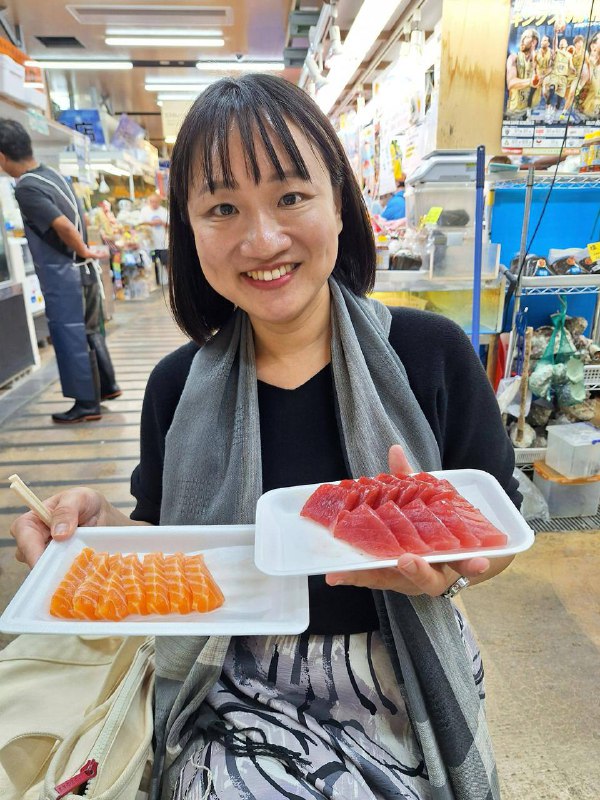 日本 福岛 食品 输入 #台湾 全面 解禁，台湾众多民进党党员、立委分享吃日本海鲜刺身表达对日本的支持11 月 21 日，台湾卫福部食药署指出，针对日本食品辐射边境检验27万余批次，不合格率为0，另依据科学数据，台湾对日本食品之风险评估之额外辐射暴露风险为「可忽略」 ；故研议日本食品回归源头管理与边境管制，调整为与其他国家食品管理一致，代表福岛食品管制正式走入历史