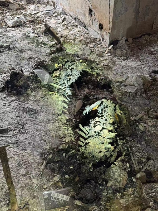 消防 及 警方 进入 #火灾 遗址 搜证 #尸体#火灾 #恐怖 香港 🇭🇰 大火 #事件 #后续#香港 #火灾 大火 最新遇难人数公布遇难者 增至151人警方 哽咽 介绍搜救进展