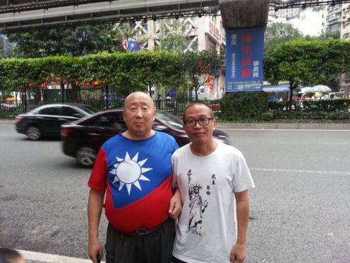 老大爷仗着自己年龄大，器官没人要了，就开始肆意妄为了老大爷仗着自己年龄大，器官没人要了，就开始肆意妄为了