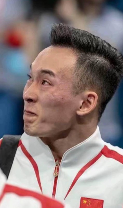 #苏炜德 这小胳膊有训练过吗？把队友坑惨了，队友最后一次参加奥运会了，就靠金牌改变穷苦命运，苏公子家世背景真是让人浮想联翩#苏炜德 这小胳膊有训练过吗？把队友坑惨了，队友最后一次参加奥运会了，就靠金牌改变穷苦命运，苏公子家世背景真是让人浮想联翩