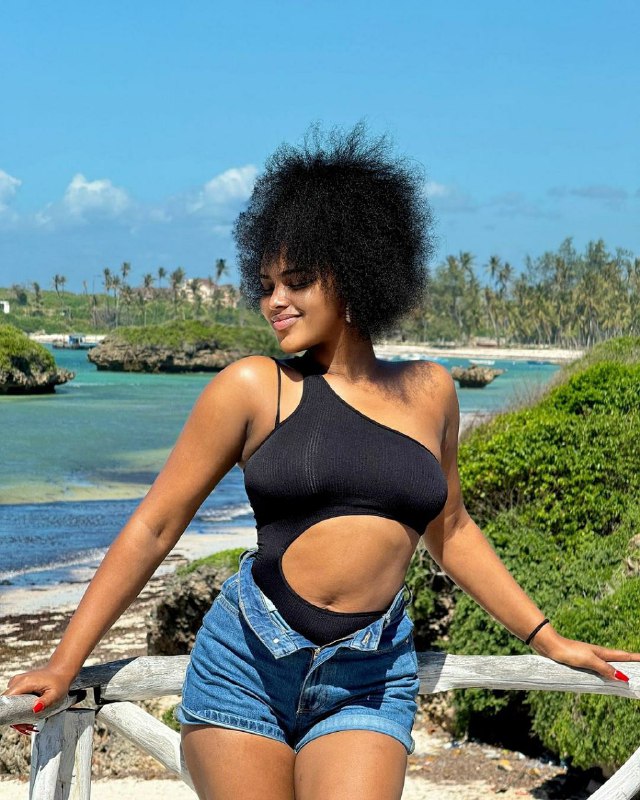 肯尼亚世界选美小姐姐Kenian miss world WAVINYA MARIA#黑妹 #模特肯尼亚世界选美小姐姐Kenian miss world WAVINYA MARIA#黑妹 #模特