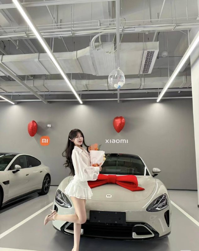 小米 su7 车友群 一个群600人450个女车主 #美女 #车模小米 su7 车友群 一个群600人450个女车主 #美女 #车模