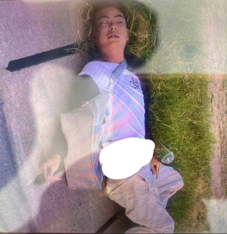 太凶残！！！昨晚刚下飞机，今天横尸金边街头！一名中国男子疑似遭人杀害，今天（7月31日）凌晨尸体被一辆汽车遗弃在金边三号路沿线的一个警察局门口