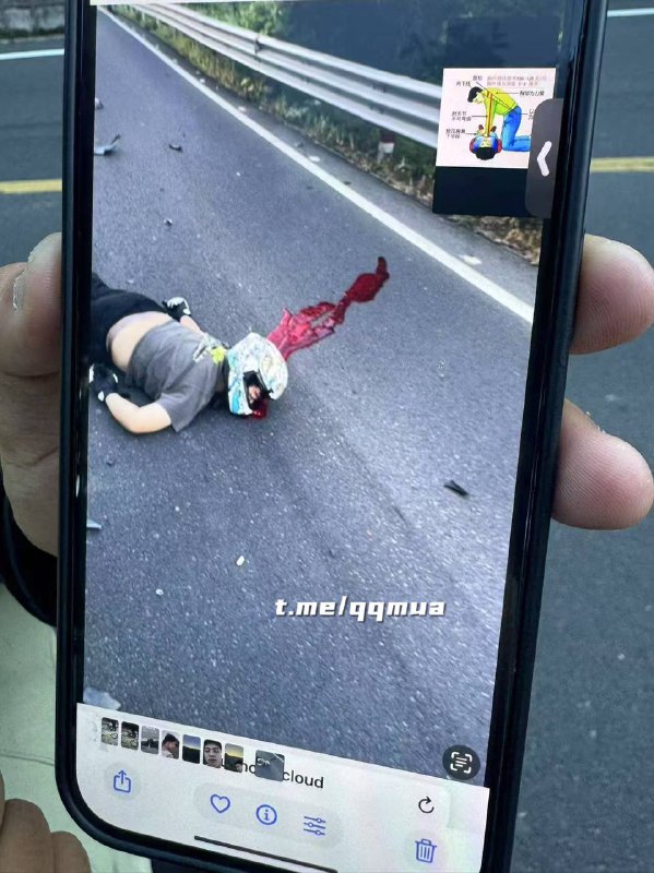 四明山摩托车祸 一个 无证驾驶，一滩血….我感觉很难没事，16没满骑250 飙车血腥四明山摩托车祸 一个 无证驾驶，一滩血….我感觉很难没事，16没满骑250 飙车血腥
