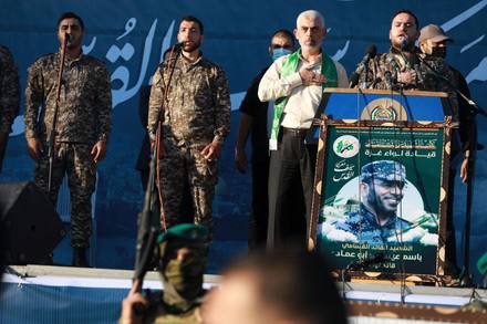 #以色列🇮🇱战争 第140天Khan Yunis 终局Yahya Sinwar知道他将死为烈士他将永远扣留一些人质这将是他的保险单，没有人会杀他期待一场殊死的战斗