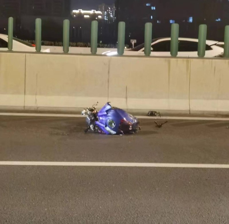 7.20 无锡马山车祸 #摩托车🏍️7.20 无锡马山车祸 #摩托车🏍️