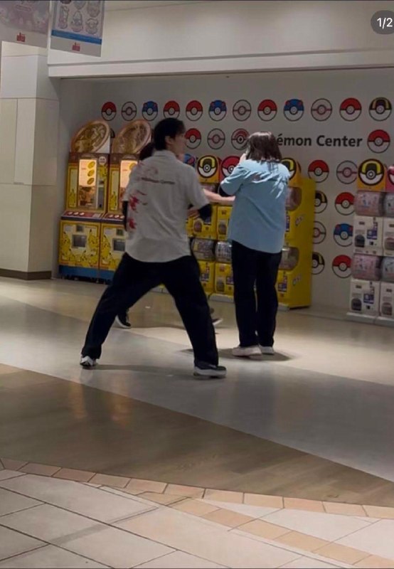 日本池袋宝可梦中心女性店员遇害，行凶男子自杀26日晚7时15分左右（北京时间6点15分），位于东京都丰岛区东池袋3丁目的阳光城接到报警称