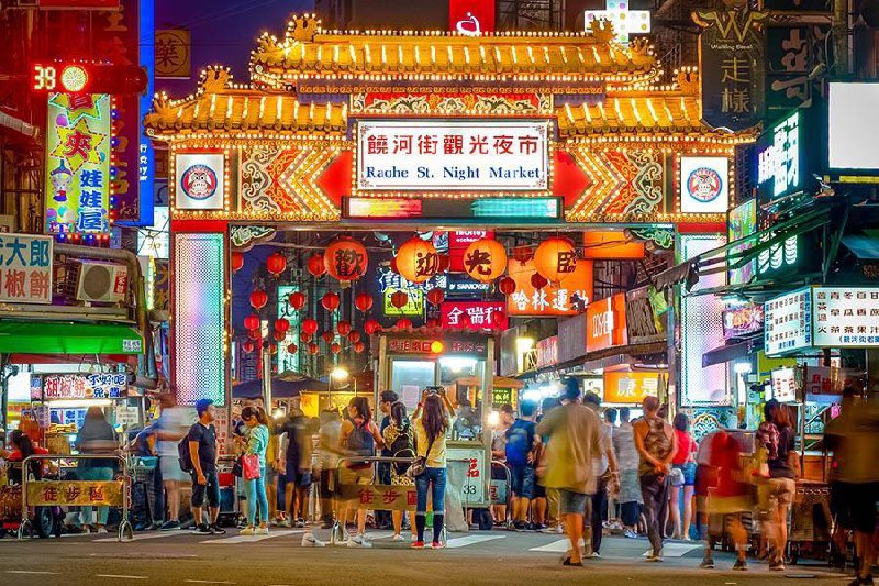 中华民国台湾的存在，之所以让某些人如鲠在喉，并不在于它「分裂」了什么，而在于它活生生地证明了一件事——中国人原本就可以走上另一条路