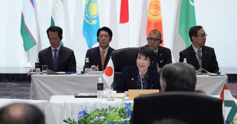 日本版 中亚“一带一路”今天下午新鲜出炉，甩掉俄中，特别是俄罗斯！2025年12月20日下午，在日本东京举办的首届“中亚+日本峰会”通过《东京宣言》，其中最引人瞩目的是，同意开发“里海航线”，这可以看成是日本的“一带一路”