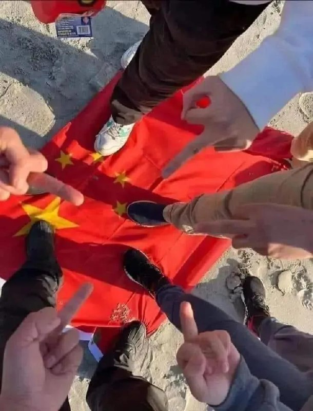墙国韭人始终没有意识到一点，即使自己一辈子舔共产党的臭屁，总有一天也逃不过迫害，最典型的就是上世纪60年代海归知识分子墙国韭人始终没有意识到一点，即使自己一辈子舔共产党的臭屁，总有一天也逃不过迫害，最典型的就是上世纪60年代海归知识分子