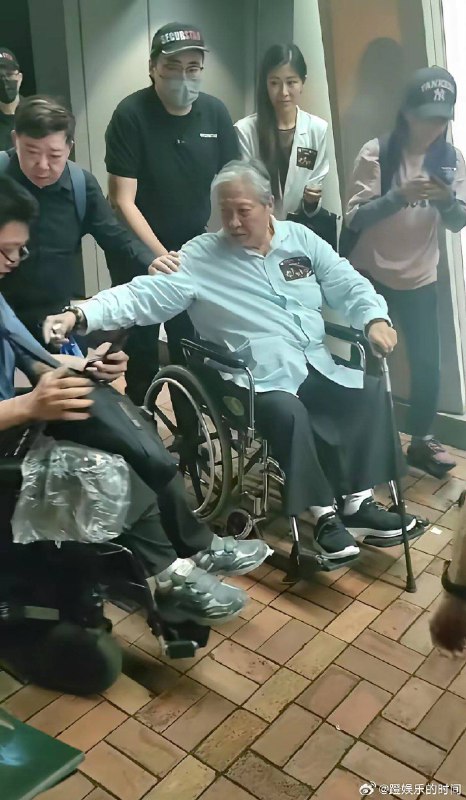 最近国内互联网热传的 李连杰 、洪金宝 、倪萍 三人身体越来越好不知道这后面的流量推手是想干嘛？ 卖药？最近国内互联网热传的 李连杰 、洪金宝 、倪萍 三人身体越来越好不知道这后面的流量推手是想干嘛？ 卖药？