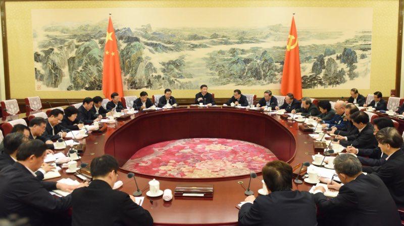 十八大政治局會議情景與今年最新政治局會議情景對比！從群策群議到定於一尊，中國的歷史總是在重復十八大政治局會議情景與今年最新政治局會議情景對比！從群策群議到定於一尊，中國的歷史總是在重復