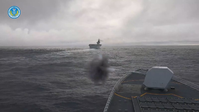 075 055 两攻编队，Z-20J 首次亮相台海演练075 055 两攻编队，Z-20J 首次亮相台海演练