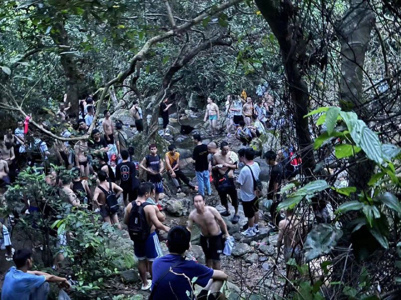 深圳老虎涧瀑布，全是给子 #gay深圳老虎涧瀑布，全是给子 #gay