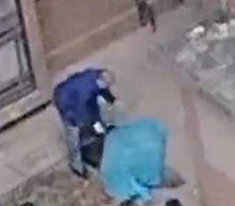 今天 下午，自贡市天海苑小区一小孩👶🏻从楼上掉下来了，已盖布 #儿童 #坠楼今天 下午，自贡市天海苑小区一小孩👶🏻从楼上掉下来了，已盖布 #儿童 #坠楼