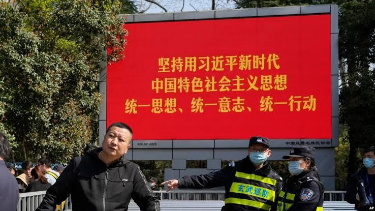 还要做广告来宣传，恰恰证明xjp的价值观在墙国已经快没人信了还要做广告来宣传，恰恰证明xjp的价值观在墙国已经快没人信了