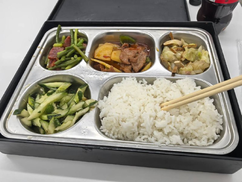 #盐城 #极氪 老车主每天来吃两顿#盐城 #极氪 老车主每天来吃两顿